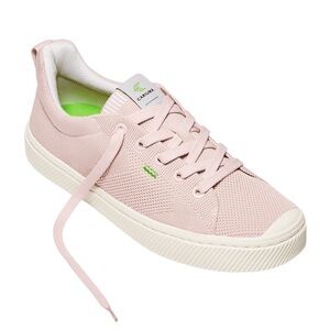 Cariuma IBI Knit Blush Pink Low Top Laced Sneakers - 7.5